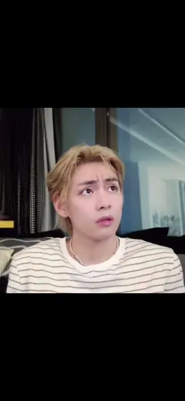 BOOMBASTIC SIDE AYES! #kimtaehyung #taehyung #bts #v_layover #fyp 