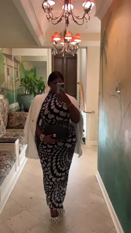 Goal: Wake up , Dress up Fancy for Afternoon tea 💅 . . . . #afternoontea #teatime #tea #teaatthedrake #bougie #bougiepersonnalisée #blackgirlluxury #blackgirlboss 