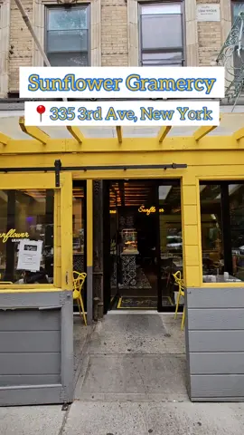 🌻 Brunch is always a good idea specialy with @sunflowergramercy . A cozy coffee and brunch spot serving up breakfast classics in the heart of Gramercy. It's a bright, roomy cafe with terrace seating, doling out breakfast classics, burgers, salads & coffee.  sunflowergramercy.com 📍335 3rd Ave, New York -------------------------------- #newyorkfeature #NYFeatureBrunch #sunflowergramercy #brunch #nycbrunch  🎥: @igjustin