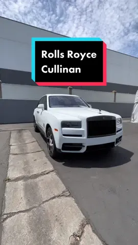 This Rolls Royce Cullinan called me broke in so many ways 😭😭