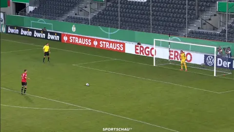Scientists discovered a ball on the moon #Soccer #football #foryou #4you #dfb #dfbpokal #sanhausen👌💙 #svs #hannover #96 #hannover96 #penalty #pen #fail #space 