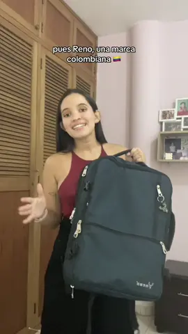 El bolso perfecto no exi… SÍ existe y es el de @reno.bags0, están en Medellín y también hacen envíos a todas partes. Se los recomiendo para sus viajes ✈️ #viajes #maletadeviaje #contenido #viajesola #fyp 