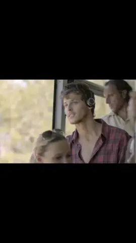 If only summer bus rides were really like this 🥰 #Summer #summervibes #summerbusrides #Relationship #parati #foryou #fyp #couple #Love #foryoupage #edit #netflix #youtube #cornetto #follow #viral #eyecontact #lovestory 