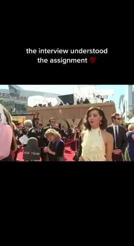 #aubreyplaza #hollywood #celebrity #michaelausiello #emilythecriminal #fyp #funny #interview 