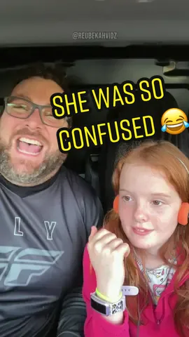 Kids today will never understand 😂😂 #foryoupage #fyp #fypシ #foryou #foryoupage #funny #daughter #walkman #reubekahvidz #jokes #80sbaby #genz 