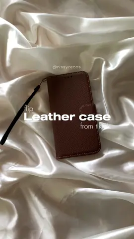 the design is very tita... 🫢 #flipcase #phonecase #flipphonecase #fyp #foryou #foryoupage 
