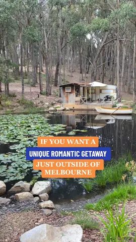 ROMANTIC GETAWAY just outside  of Melbourne 🥰 🍷 #romanticgetaway #couplesretreat #couplesgetaway #melbournetraveltips #victoriatravel #travelvictoriaaustralia #travelvictoria #regionalvictoria #rusticsscapes #digitalnomad 
