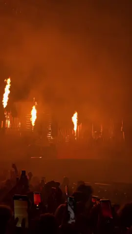 #afterhousetheweeknd #theweeknd #afterhours #theweekndconcert #afterhousetildawntour @The Weeknd 