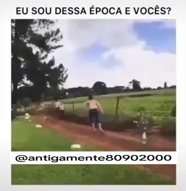 eita só quem é dessa época sabe como essa brincadeira era muito boa 😎💪🏻. #infancia #infanciafeliz #infanciaraiz #anosatrás #lembranca #lembrancas #eramosfelizesenaosabiamos #geracaodeouro #epocadeouro #coisasantigas #nostalgia #nostalgiatotal #anosnostalgicos #anos80e90 #anos2000 #anos90 #anos80 #antigamente #tempoquenaovolta #tempoquenaovoltamais #tempoquenaovoltamais😍😥 
