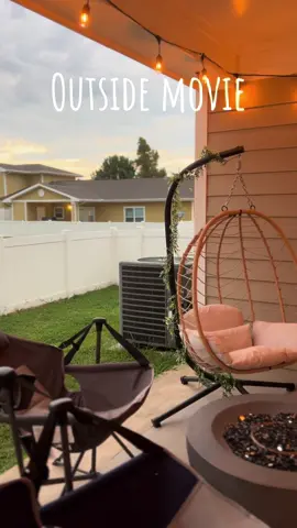 Little moms outside movie night  🫶🏼 this was so fun and relaxing!  #movie #movienight #friends #BestFriends #movietok #saturday #saturdaynight #smores #missing #missingmovie #moms #MomsofTikTok 