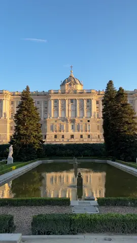 You have to visit this place 😍 #madrid #traveltiktok #spain #europe #royalpalace 