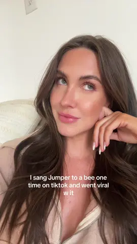 people called me the bee girl 💀 #howiwentviral #beegirl #bees 
