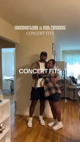 Who else is here? Super excited for tonight 🤎 #concertfit #coupleoutfit #mattandkharli 