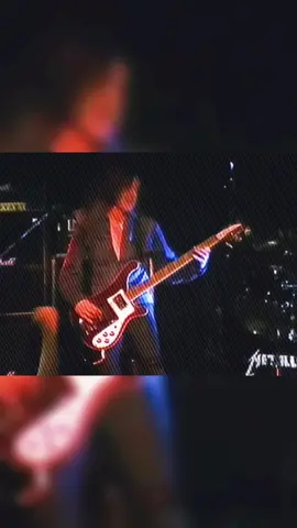 Cliff Burton of Metallica shreds this amazing bass solo named Anesthesia 40 years ago on this month of August at The Metro in Chicago, IL #cliffburton #metallica #thrashmetal #bass #basssolo #iconic #metro #chicago #illinois #liveperformance #concert #jameshetfield #kirkhammett #larsulrich #rockon #fyp #foryou #throwback #1983 #80s 