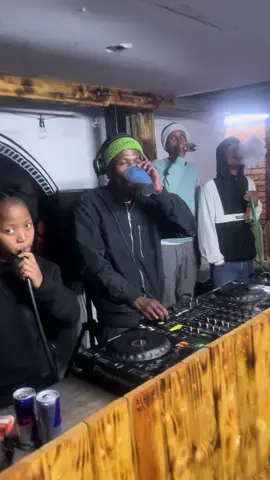 <<part 2 of pure bliss😌 #SAMA28 #amapiano #pianopeople #amapianodance #tales #mduakatrp #mduakatrp16inch #mdutrp 