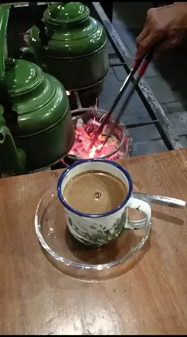 JOss Kopi Joss...Mantap  #kopijoss #jogja #fyp #fypシ #slasarmalioboro #yogyakarta #jogjaistimewajogjasejutakenangan 