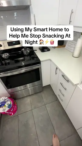 Using my smart home to help me stop snacking late at night… 😂  #smarthome #smarthomeinspiration #smarthometechnology #smarthomegadgets #siri 
