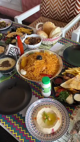 جايبه اهلي يجربون مضغوط الدجاج الي ادمنته عندهم والبرياني😍👍🏻 #كشته #مطعم_كشته #مطاعم_الرياض #مطعم_كشته_الرياض #explor #fypシ #foryou 