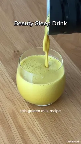 Do you prefer matcha or golden milk?  Golden Milk Recipe - My Beauty Sleep Drink: 2 servings:  2 cups - almond milk 1 tsp - ground tumeric 1 tsp - ground ginger 1 tsp - ground cinnamon Some (coconut) oil Pinch of black pepper Either make with milk frother or heat on low and steep for 4 minutes. Enjoy!💛 . . #goldenmilk #beautydrink #skinfood #healthyrecipe #beautysleep 