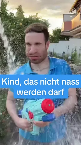 Am Ende dann doch Karma 😅 #fürdich#kind#wasser#wasserschlacht#wasserpistole#sommer