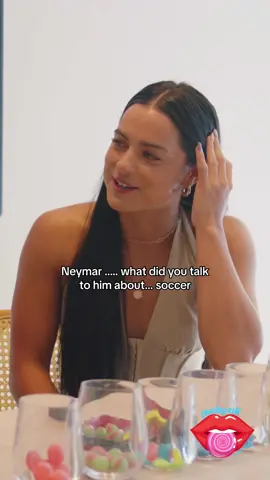 love a good conversation.. #puckerupwithjoelylive dropping this week @Emily Harrigan #Soccer #neymarjr #neymar #soccertiktok 
