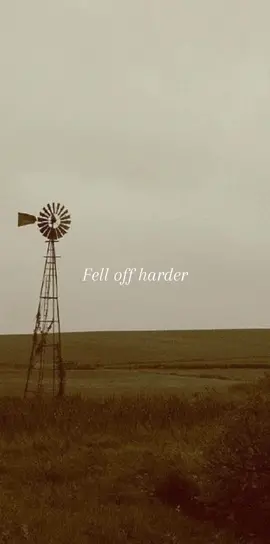 Ethel Cain - Dust Bowl  “Grew up hard fell off harder” This one isnt one of my favorites sonically but lyrically this one is fantastic. Plus someone requested i post it hehe.  #ethelcain #ethelcore #haydenanhedonia #underrated #lyricvideo #ethereal #newartist #mystic #lanadelrey #melancholy #dustbowl 