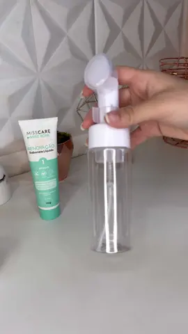 Ideal para sua limpeza facial e o melhor de tudo seu produto vai render ainda mais 😍 R$13,99 #frascopumpespuma #frascopump 