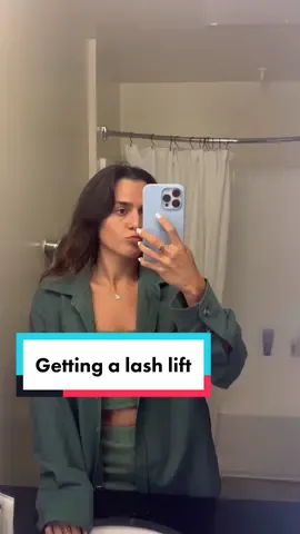 Have you tried lash lifts before? ✨ 