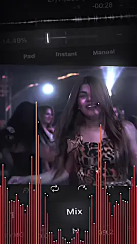 اهل السماعات بشروني اشلونة الصوت؟🎧😂❤️ #اغاني #ريمكس #معزوفات #مرتضى_العبودي #متابعه #لايك #تعليق #اكسبلور #مصمم_فيديوهات #مشاهير_تيك_توك_مشاهير_العرب #ستوريات_انستا #مشاهير_تيك_توك #تصاميم #مكس #فولو #مصمم #عنود_الاسمر #غزوان_الفهد #حسام_الامير #سعدون_الساعدي #معزوفه_تيك_توك #ترند #صكر  #explor #viral #edit #viralvideo #trending #greenscreen #parati #lik 