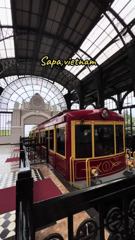 I thought im taking train to hogwarts.turns out its better than that.the best thing is,the train is comnected to my hotel which is hotel de la coupole 😍🥰 #sapa #sapavietnam #vietnam #visitvietnam #fansipan 