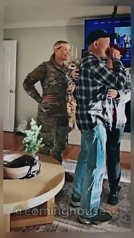 #Homecoming #cominghomesurprise #militarycominghome #surprisecominghome #welcomehome #cominghome #su