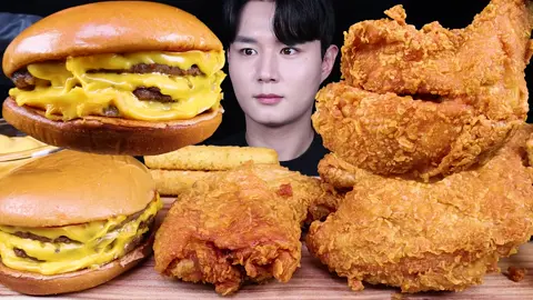 youtube : 교광TV #맘스터치#햄버거#치즈버거#먹방#트리플치즈버거#치킨#치킨먹방#치즈스틱#spicy#fried#chicken#cheesestick#mukbangvideo#eatingshow#asmr#mukbang#youtube#교광tv 