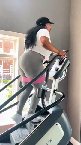 #fypシ゚viral #MomsofTikTok #workout 
