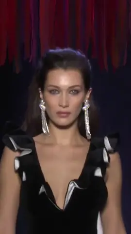 Bella Hadid walking for Prabal Gurung fw19. #bellahadid #models #nlsmodels 