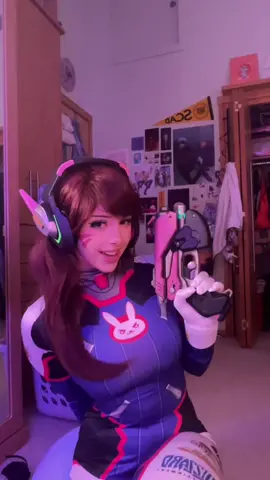 Prop g%n by @shockin heheh #dva #dvacosplay #cosplay #cosplayer #GamerGirl #overwatch #ow #overwatch2 #fyp #foryou #fypシ 