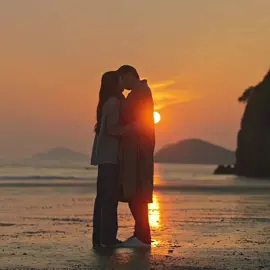 I’ll just pretend that their beach date scene is the real ending 😢 #heartbeatkdrama #heartbeat #oktaecyeon #wonjian #kdrama #sevenwithus 