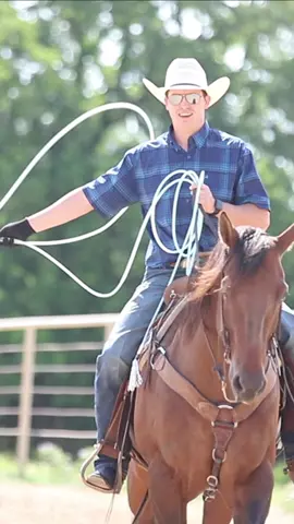 😎 #nrs #nrsworld #nrslife #allthingswestern #western #westernlifestyle #rodeo #roping #trickroping #cowboys #cowgirls #horses #equine #cowboy 