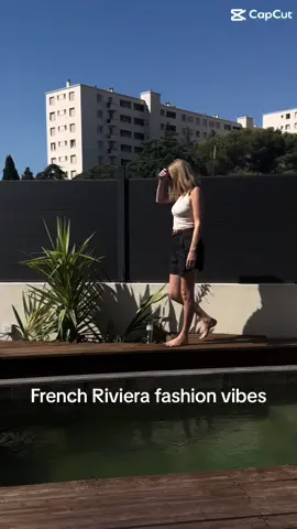 I discovered my 7 year old nephew is great at camera work #reels #reelsinstagram #fashion #frenchfashion #holidays 