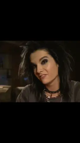 the way he moves when he speaks oml  #fyp #foryou #billkaulitz 