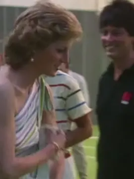 Princess Diana speaking To The Little Girl In Sign Language 🥺💗 ##princessdianaedits##fyp##queenofpeoplehearts##fypシ##fyppppppppppppppppppppppp
