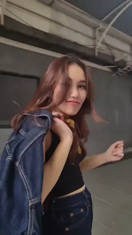 Asik sendiri aja kita mah iye egk? Hhahahaa 🤪✌🏻🫶🏻💃