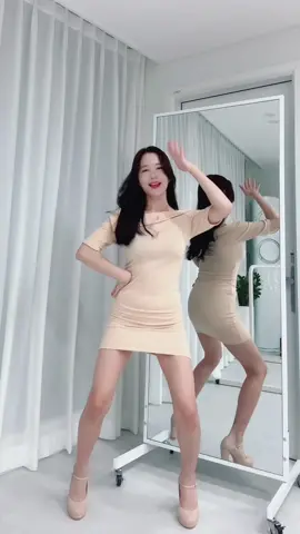 베이지원피스😍 #숨댕 #댄스 #댄스챌린지 #challenge #tiktok #dancechallenge #dance #korean #fyp #추천 #챌린지 #여친룩 #짧은치마 