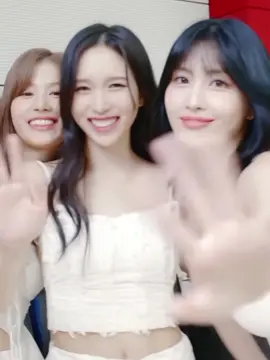 clingy clumsy sana #misamo #mina #sana #momo #twice #misamomasterpiece #misamodonottouch 