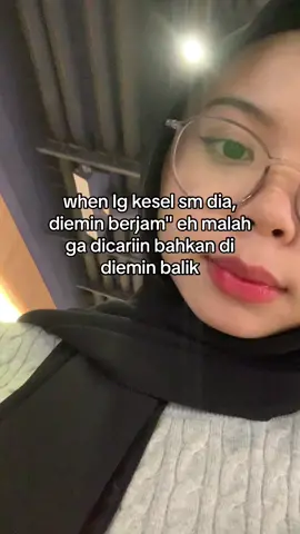 malah nongkrong☺️