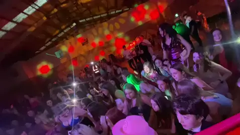 Rev midleton #revdiscos #midleton #fyp #foryoupage #irishteenagedisco #teenagediscos 