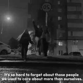 Best friends to strangers. #fyp #foryou #foryoupage #depressed #fakefriends #realfriends #panicattack #MentalHealth #familyproblems #childhoodtrama #hate #believe #completelyfine #broken #betrayed #kdrama #anxiety #depressionanxiety #completely_depressed 
