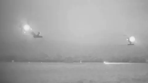 160th SOAR MH-60 Fast rope exercises #160th #160thsoar #160thsoarnightstalkers #usarmy #nsdq #mh60