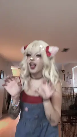 MEOWWWE