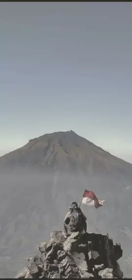 music lyric                                                                  selamat hari kemerdekaan republik Indonesia #terusmelajuuntukindonesiamaju78 #fourtwenty #indonesiapusaka 