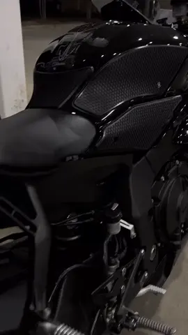 so pretty🖤#tiktok #fyp #moto #bigbike #black 